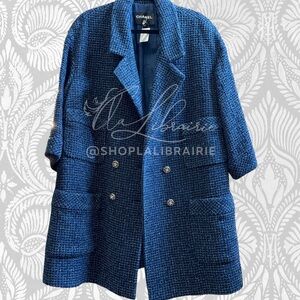 Chanel Spring/Summer 2022 Blue
Cotton Tweed Coat - Size 44
